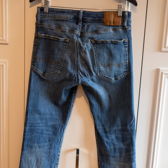 Jeans - Picture 2 of 9